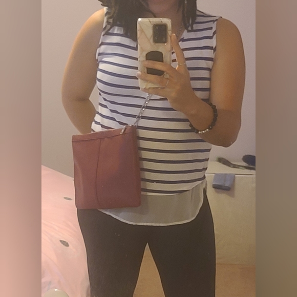 Nella Bella Canada red vegan handbag - Picture 7 of 7